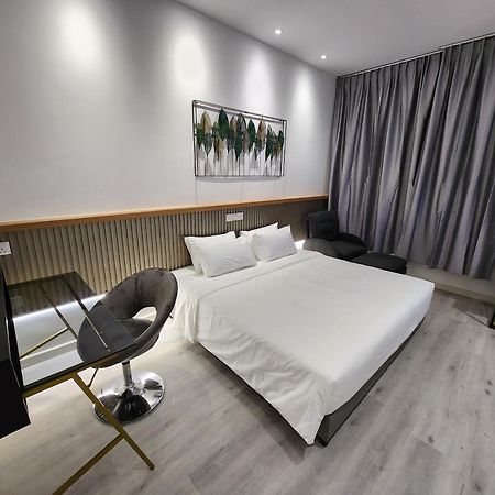 One Point Hotel Kuching Exteriér fotografie