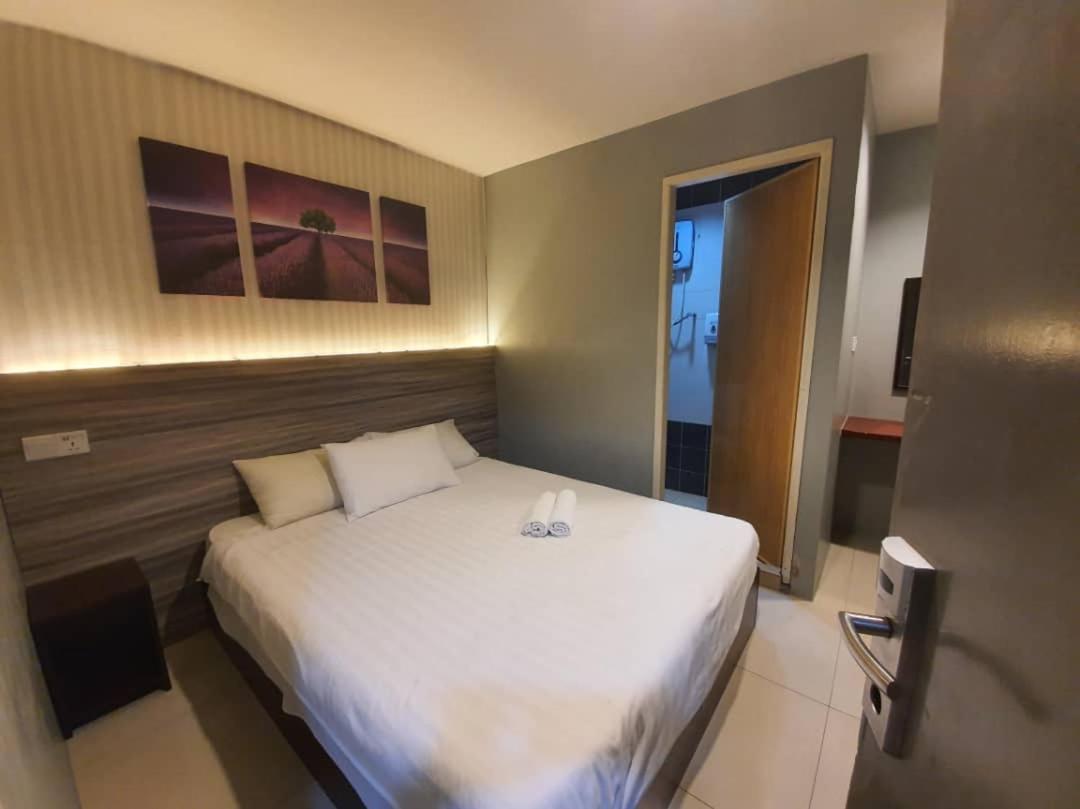 One Point Hotel Kuching Exteriér fotografie