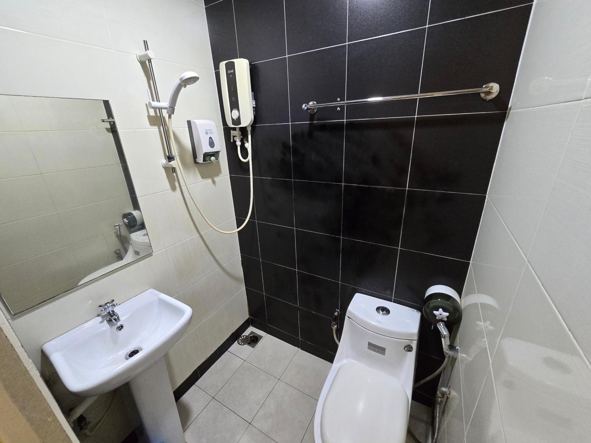 One Point Hotel Kuching Exteriér fotografie